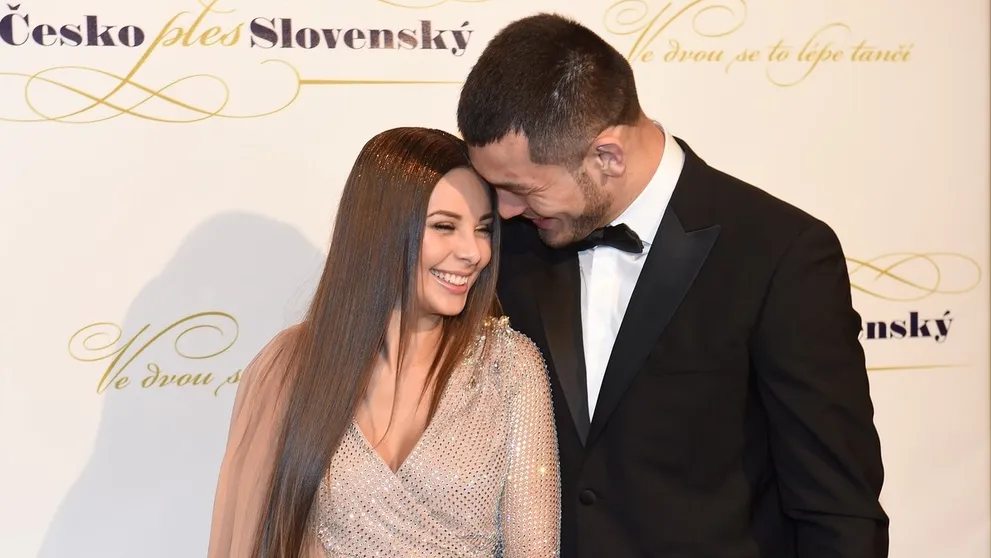 Bagárová a Muradov s novými polovičkami: Zápasník randí s kráskou z Love Islandu