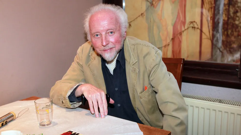 Jeho hlas zbožňovali celé generácie: Známy český herec zomrel vo veku 90 rokov