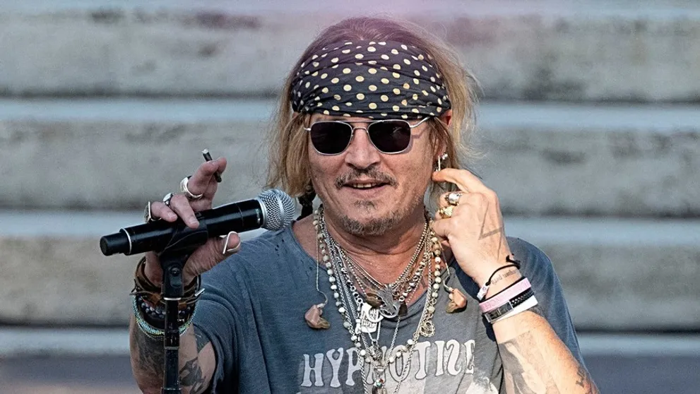 Ale Johnny, ktože je tá žena po tvojom boku? Dvojicu nafotili spolu v Taliansku