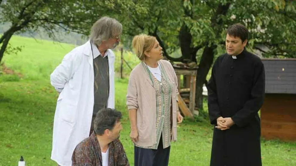 Dokedy bude farár v Hornej Dolnej bez kostola?