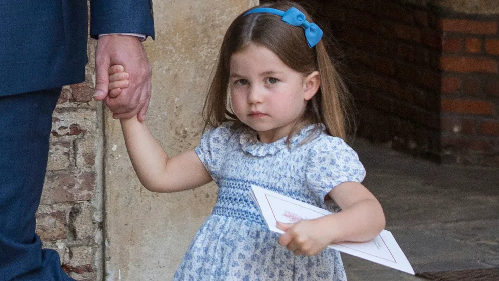 Trojročná Charlotte sa predviedla. Novinárom poslala drzý odkaz