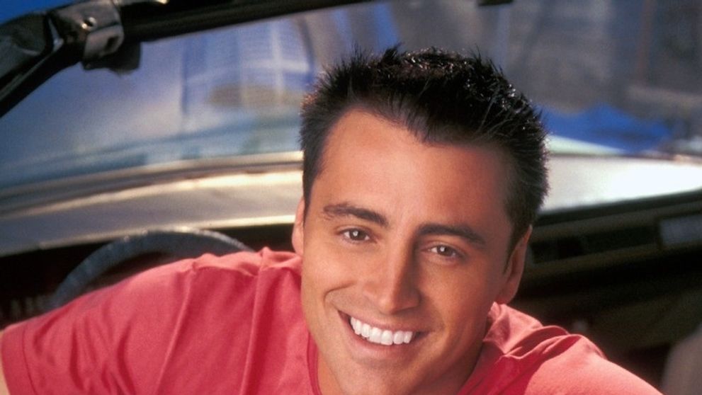 Joey z Priateľov 10 rokov po! Šediny a kilečká navyše!