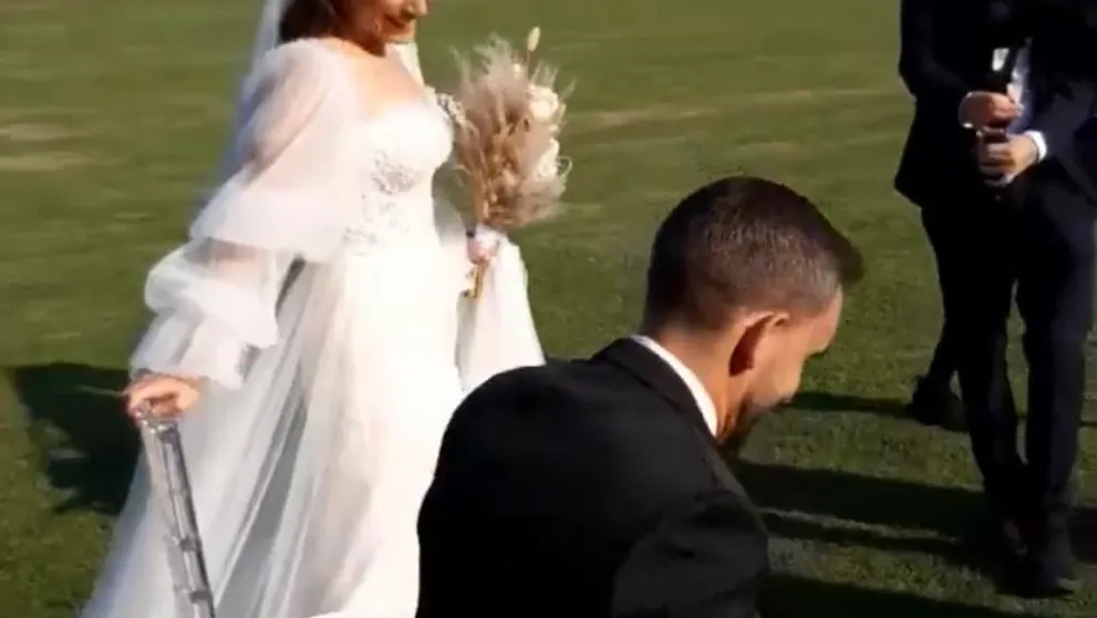 Bekim sa oženil. Jeho nevesta bola prekrásna