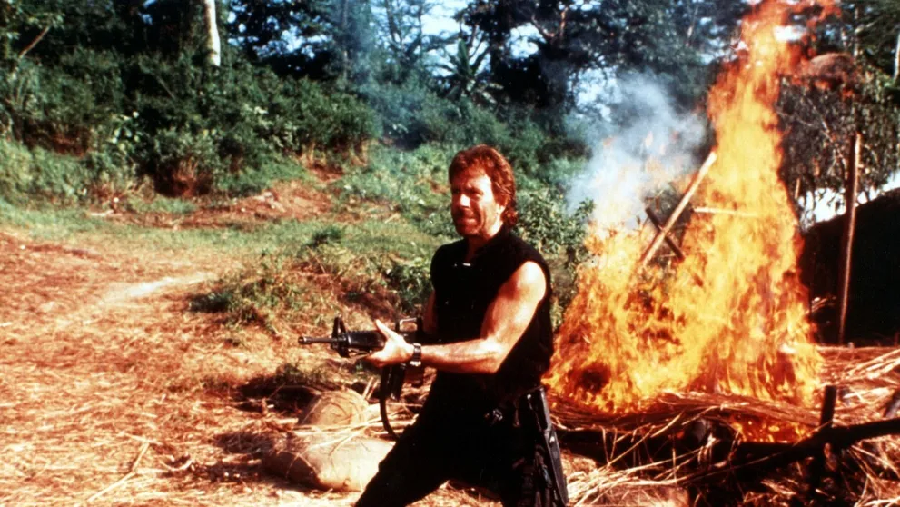Keď sa narodil, doviezol mamu z nemocnice domov. Chuck Norris sa rozhodol mať 77 rokov