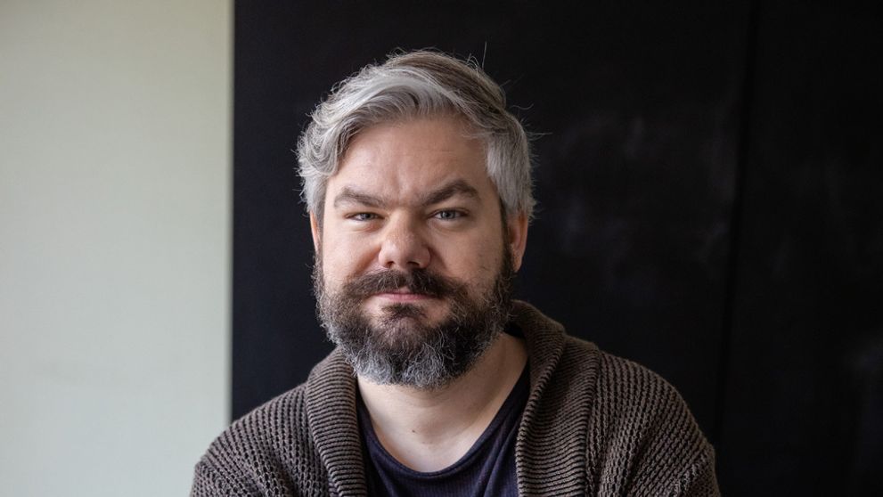Známy komik má hlavu v smútku: Prepadol nebezpečnej vášni!