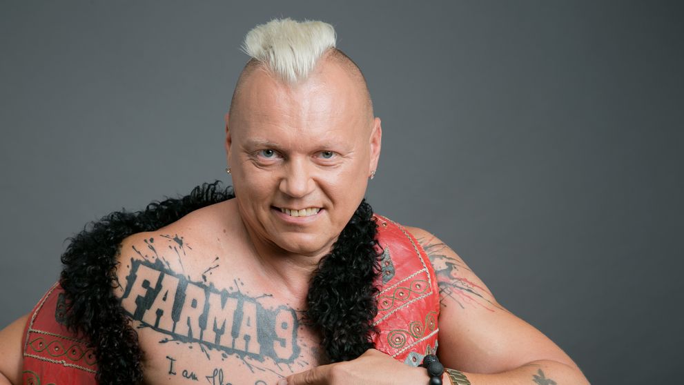Extravagantný Ján Solárik: Takto oprašuje spomienky na Farmu