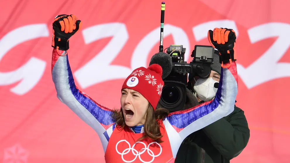 Neuveriteľná dráma! Petra Vlhová sa z ôsmeho miesta dostala až na vrchol a má olympijské zlato
