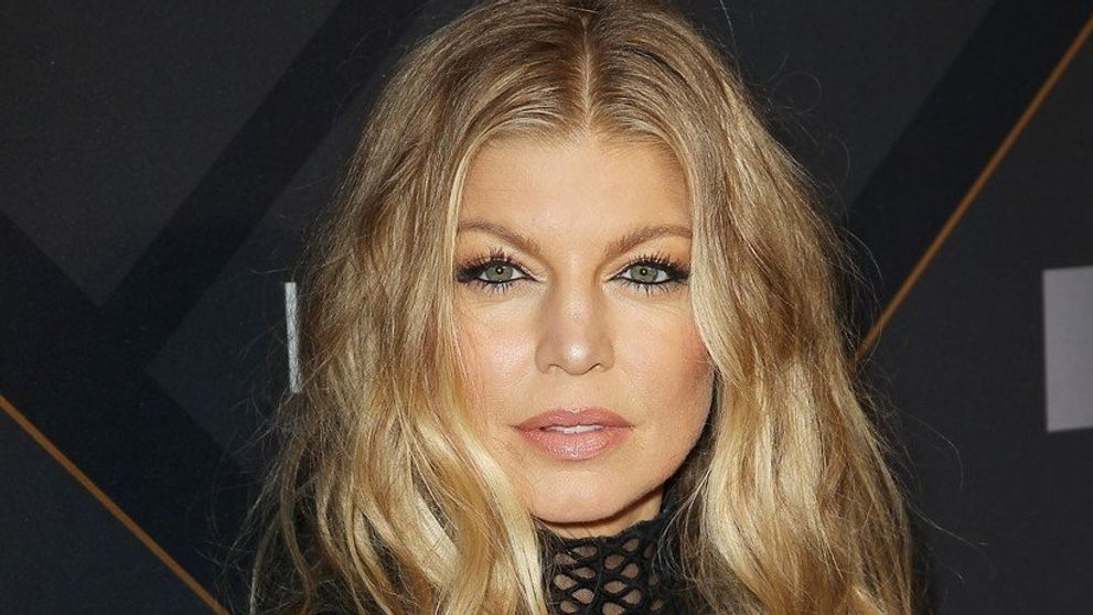 Takto to dopadne, keď sa to preženie s plastikami: Fergie stratila tvár