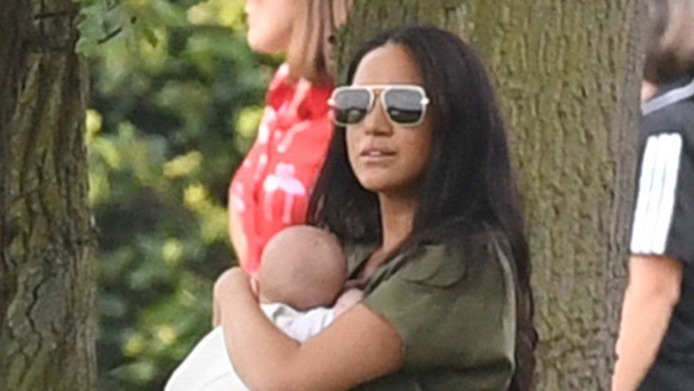 Meghan so synom prvýkrát na verejnosti. Tento moment všetkým zobral dych