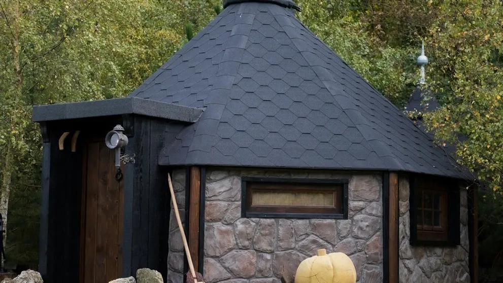 V Hagridovej chatrči sa dá prespať! Toto nesmie ujsť žiadnemu fanúšikovi Harryho Pottera