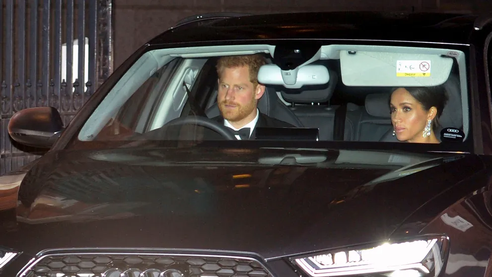 Rázny krok pred pôrodom. Harry a Meghan sa sťahujú z Londýna