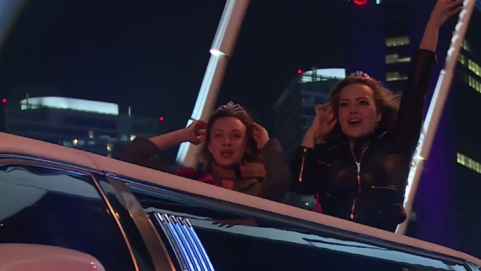 Rozlúčka so slobodou ako z hollywoodskeho filmu. Nechýbala jazda limuzínou
