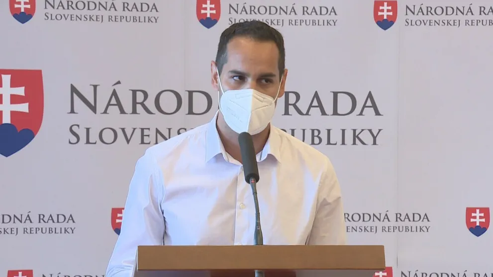 Dievčatá z rôznych detských domovov hovoria o zneužívaní