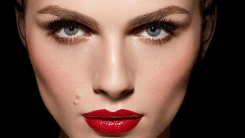 Narodila sa ako chlapec, no dnes je supermodelkina premena na ženu kompletná