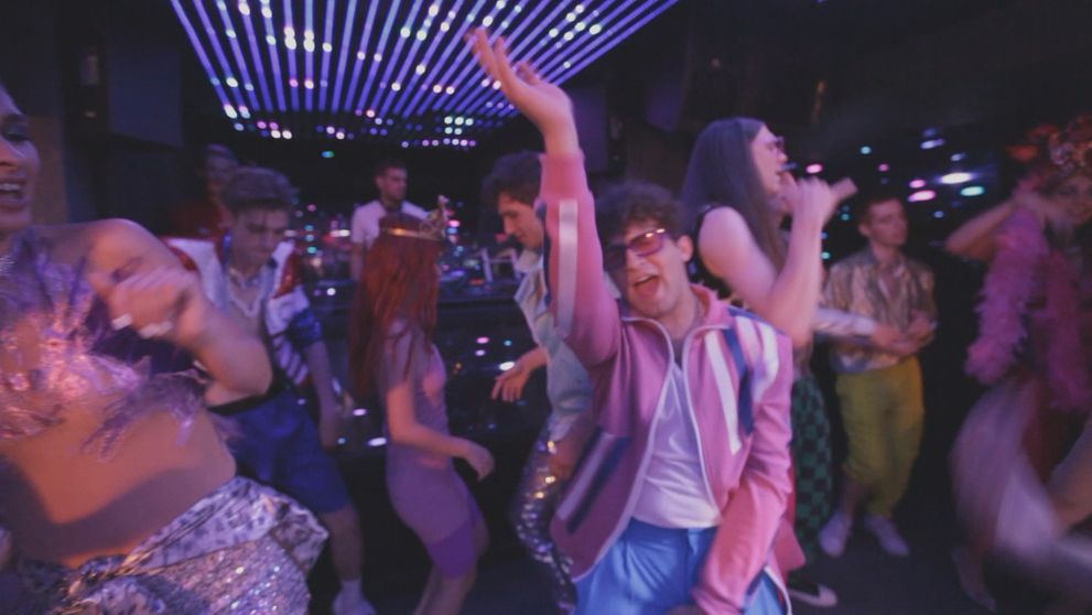 Lepšie to dopadnúť ani nemohlo. Markizácke tváre sa vedia odviazať aj mimo pľacu
