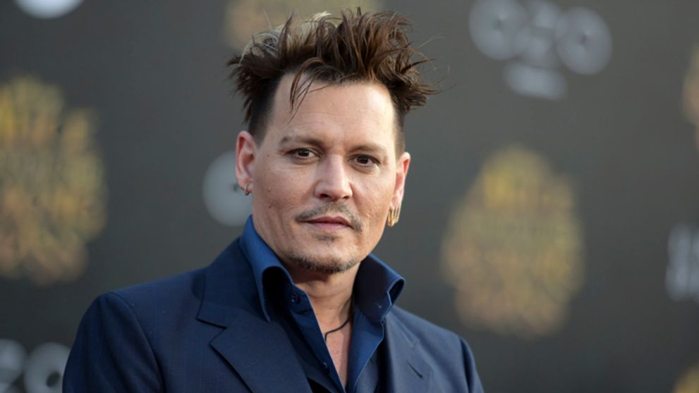 Johnny Depp sa topí v problémoch. Na krku má ďalšiu žalobu