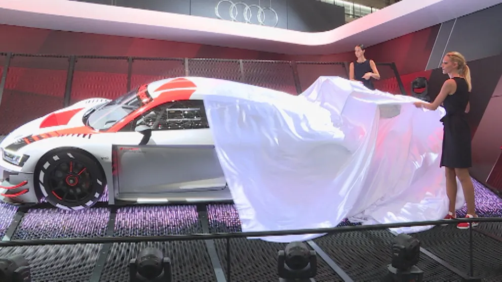 Parížsky autosalón aj napriek neúčasti mnohých značiek nezostal nič dlžný svojej povesti