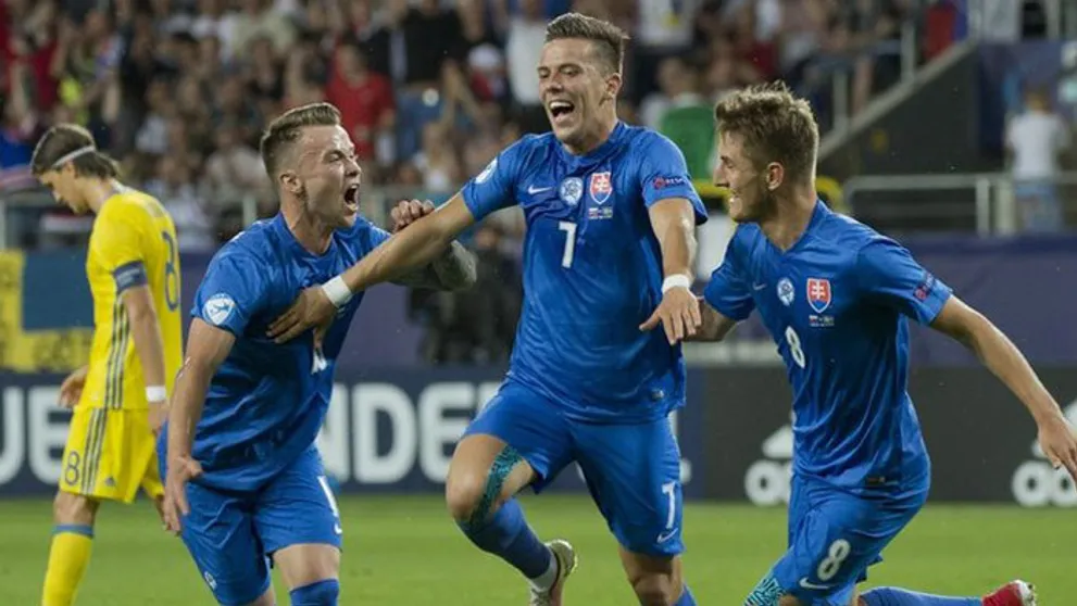 Mladí futbalisti pobláznili Slovensko: Proti Švédsku im palce držalo takmer 600 000 fanúšikov!