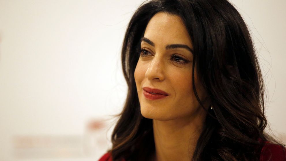 Špekulácie o tehotenstve Amal Clooney neutíchajú. Fotky ako dôkaz?
