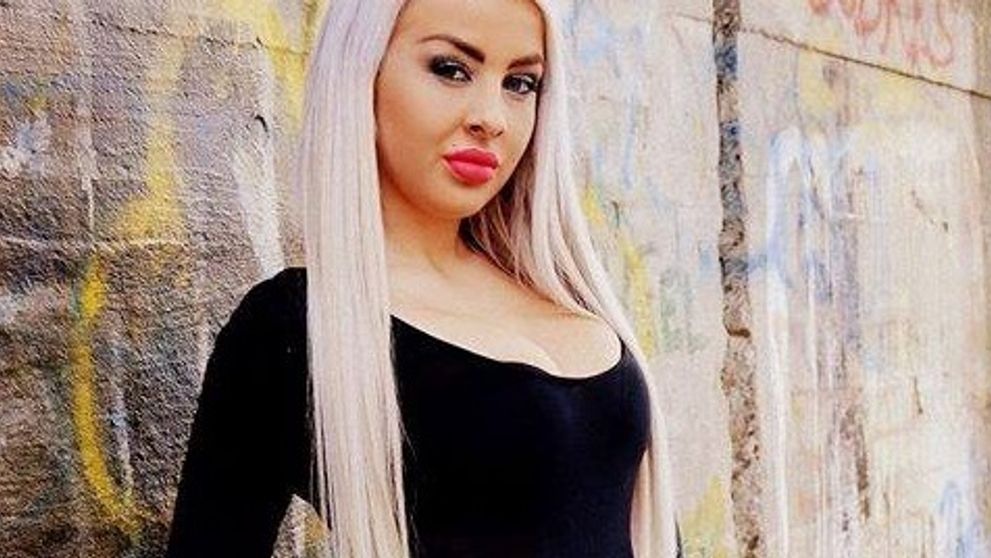 Farmárka Nikoleta provokuje na Facebooku. Vytrčila zadok v 