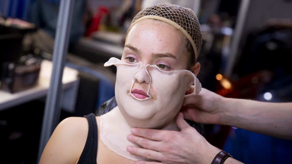Úžasná premena. Pod touto maskou sa nachádza Mária Bartalos