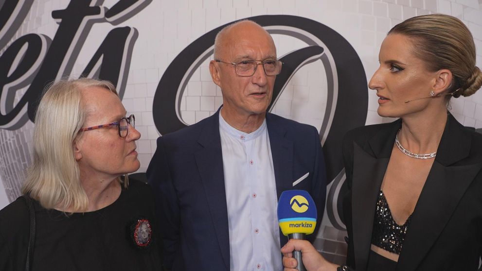 Ovplyvňuje to ich vzťahy v rodine? Adela s rodičmi prehovorili o politike, názory majú rozdielne