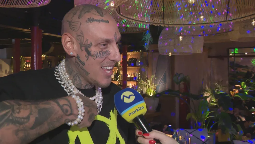 Slovenský raper na plné ústa: Retiazka v hodnote garsónky