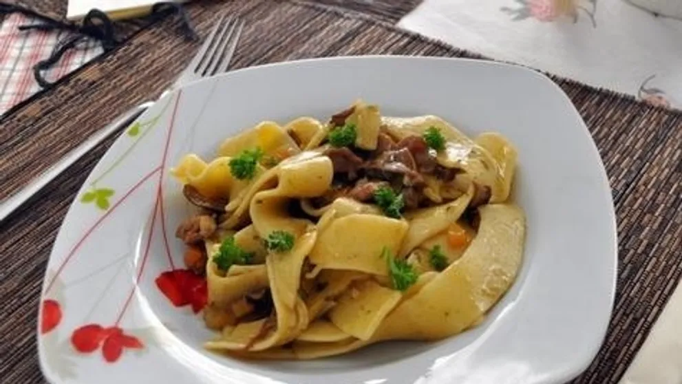 Pappardelle s hubami