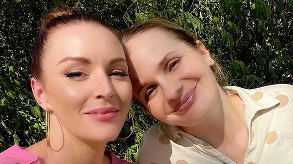 Barbora Švidraňová so Zuzkou Kubovčíkovou Šebovou hviezdami seriálovej novinky