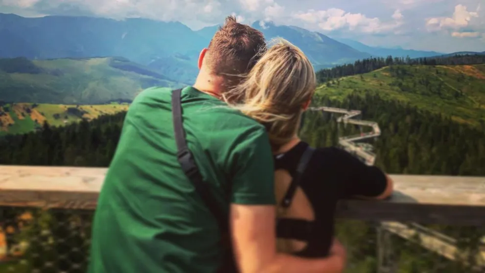 Speváčka zverejnila dojemné video zo svadby. Rodičia v slzách