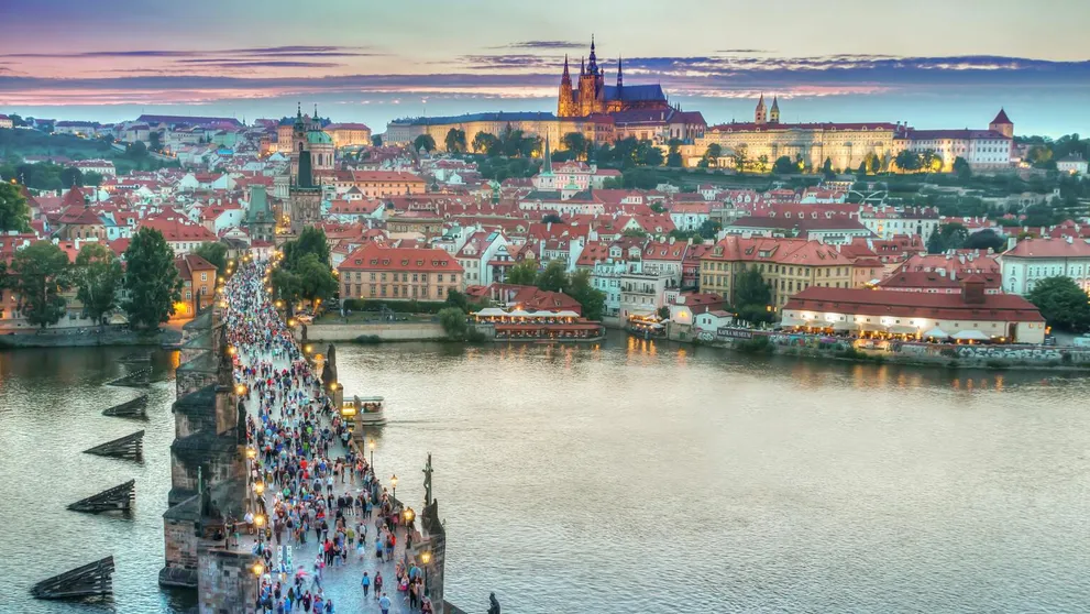 Praha už volá! Krásne zákutia bez turistov. Poďte radšej sem!
