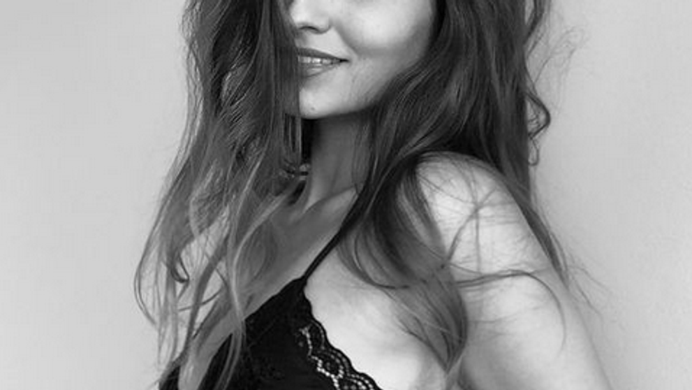 Krásna priateľka hviezdy Oteckov: Sexy fotka v bielizni