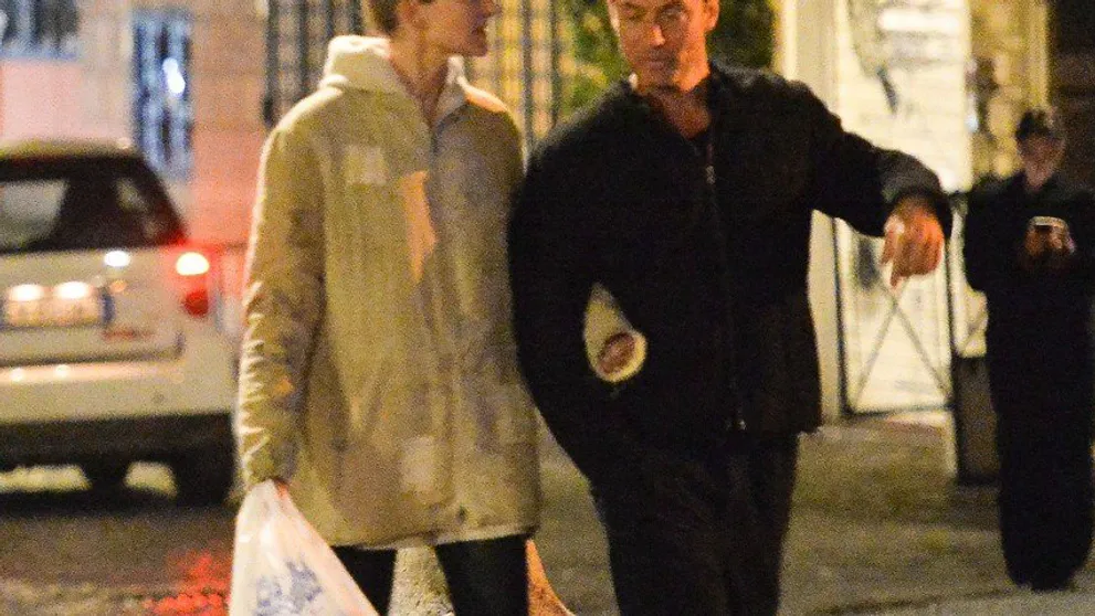 Adela, si to ty? Paparazzi nachytali blondínu s hollywoodskou hviezdou