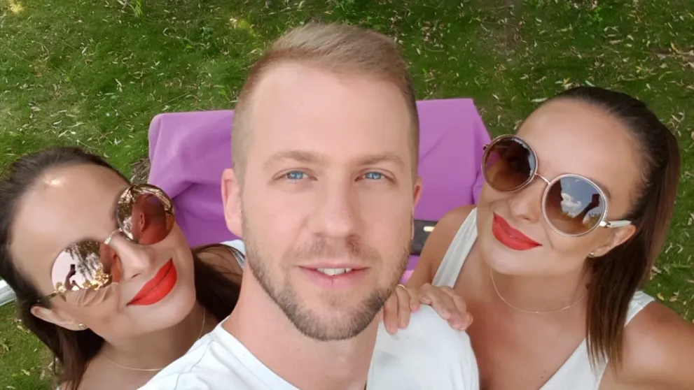 TWiiNSky prehovorili: Pravda o spolupráci so slávnymi rapermi