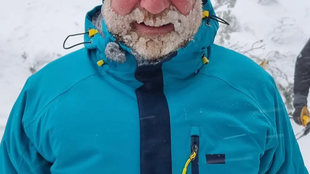 Herca nespoznáte. Uhádnete, koho tvár sa skrýva pod ľadovým nánosom?