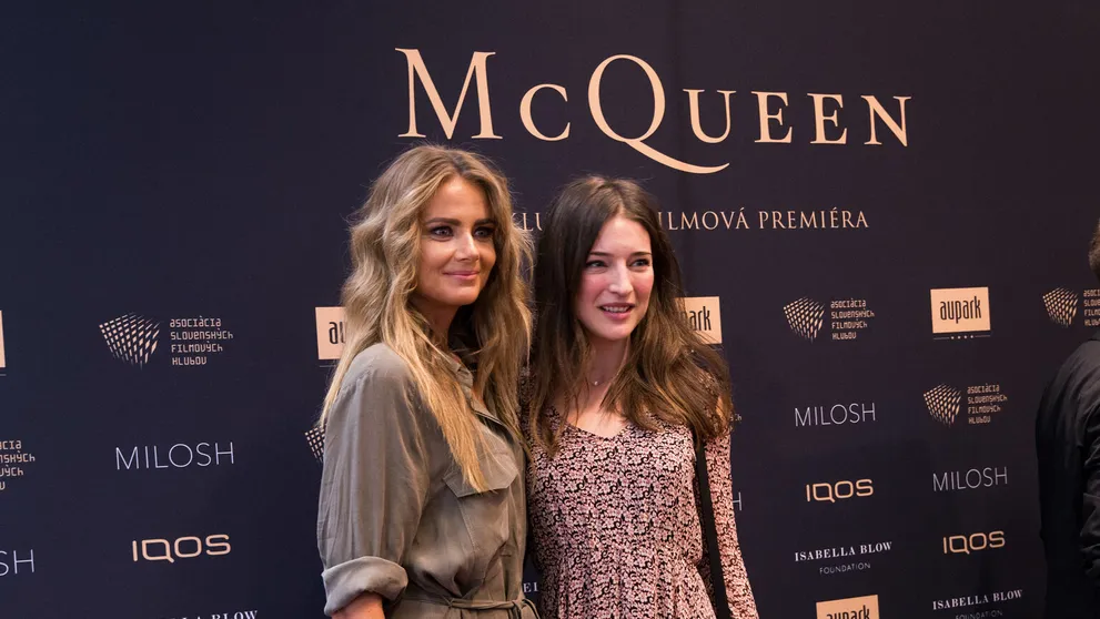 Slovenská módna elita: V luxusných outfitoch na červenom koberci