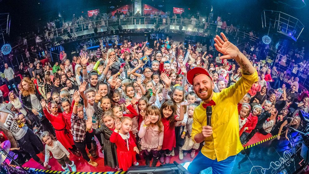 Miro Jaroš pre obrovský záujem pridáva druhý koncert svojej rodinnej disko show