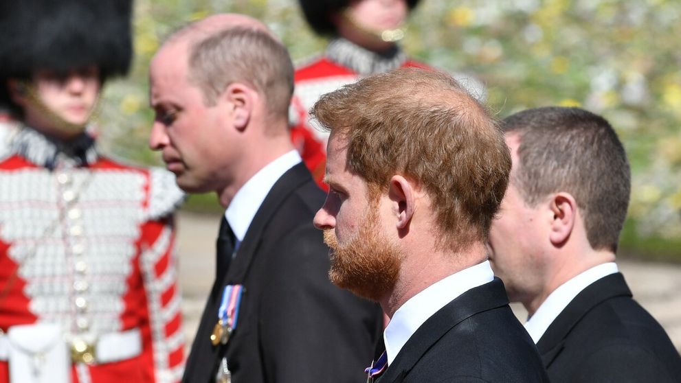 Princ Harry dorazil do Británie. Spolu s bratom ich čaká veľká úloha