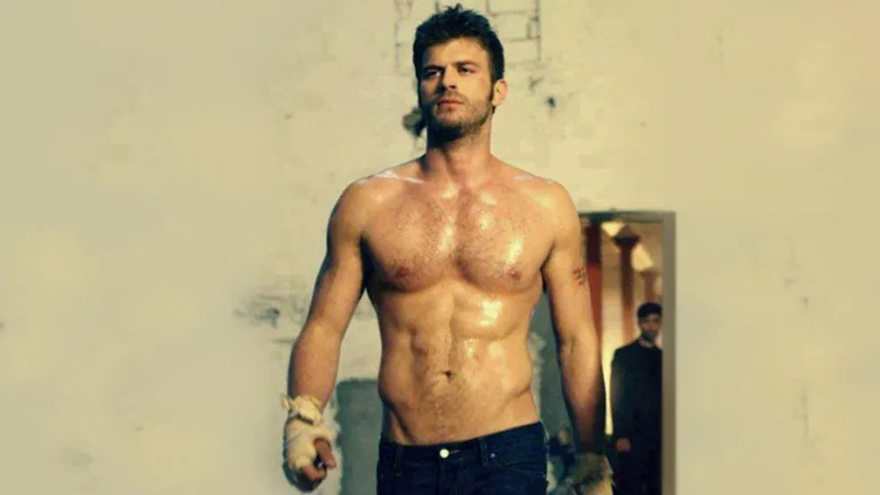 Kıvanç Tatlıtuğ odkryl tajomstvo svojho sexy tela!