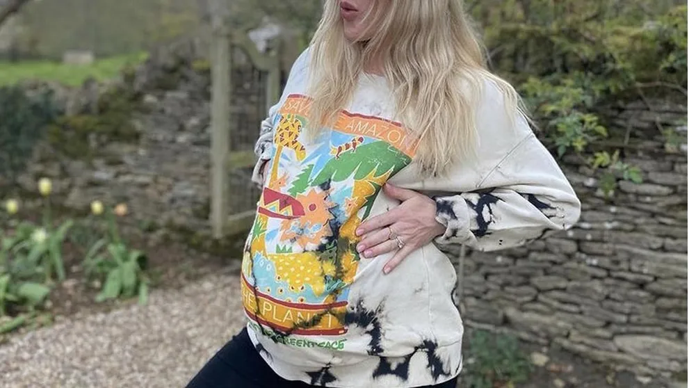 Zo speváčky je už mamina! Tajnosti však pokračujú