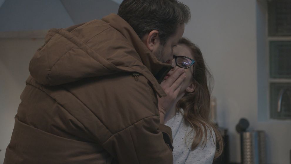 Ema s Marekom v nebezpečnej blízkosti. Po zamilovanej správe nasleduje masáž