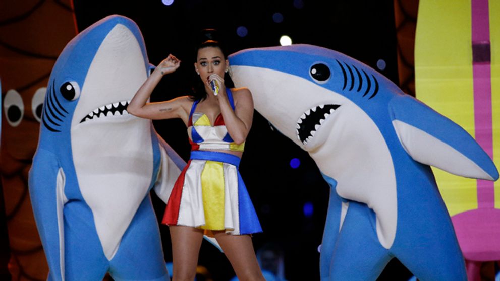 Katy Perry na Super Bowle: Štyri outfity a 22-tisíc kryštálov!