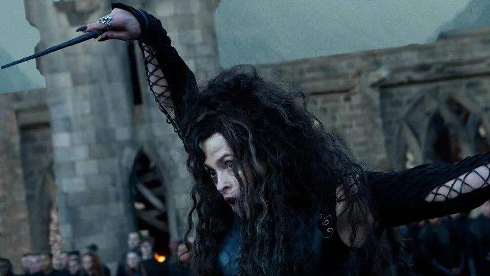 Dala mu elixír lásky? Bellatrix z Harryho Pottera zbalila o 20 rokov mladšieho
