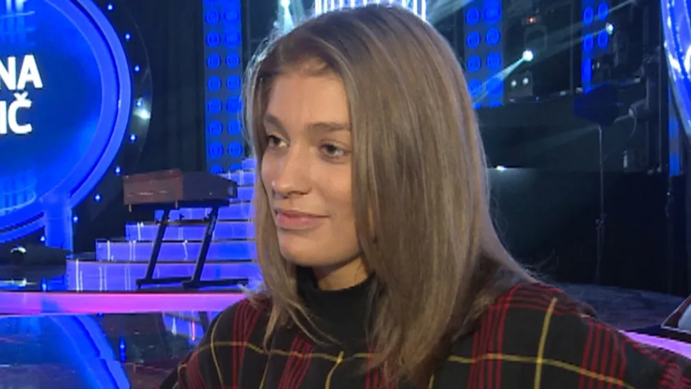 Jasmina má krízu. Razom jej zmizol úsmev z tváre