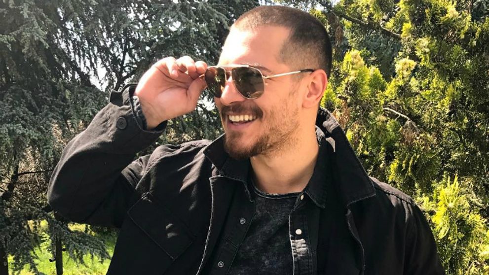 Takto už nevyzerá: Emir z Ferihy sa vrátil k starému dobrému imidžu