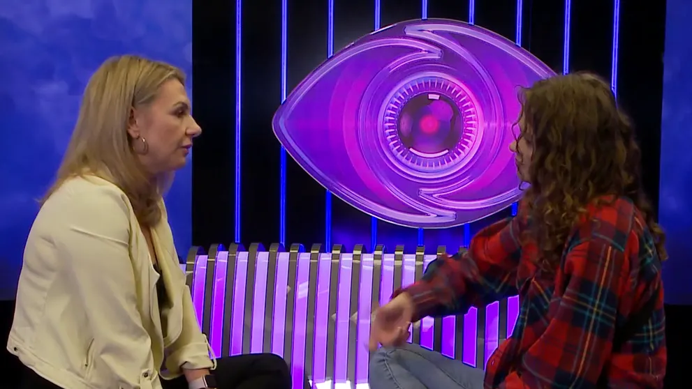 Môjho syna do svojich intríg nezaťahuj! Tarikova mama prehovorila Katrin do duše