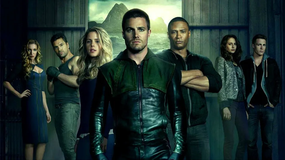 Zásnuby v exotickom raji: Ďalšia hviezda seriálu Arrow mieri pred oltár!
