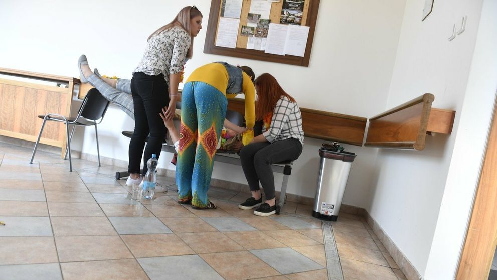 Pohreb Dana Nekonečného: Ľudia sa zabávali, jeho sestra od žiaľu skolabovala