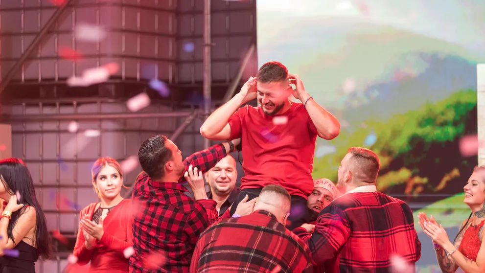 Veľké sobotné finále Farmy s rekordom série porazilo konkurenciu, víťazom celého týždňa nedeľné Televízne noviny