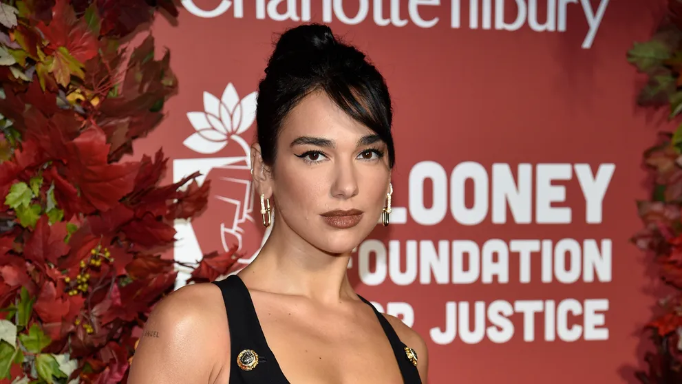 Poctená Dua Lipa: Dojatie neskrývala